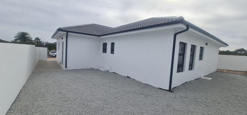 3 Bedroom Property for Sale in Sandy Point Western Cape